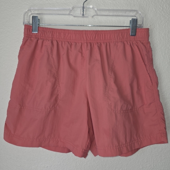 Columbia Women's Shorts, Salmon/Pink Color, Size Medium - Picture 1 of 9